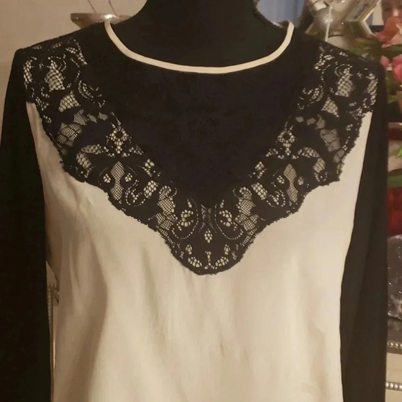 Diane von Furstenberg blouse size M - Picture 2 of 8